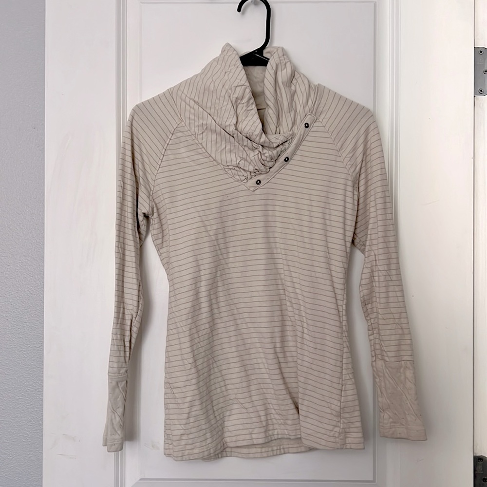Columbia long sleeve shirt size small
